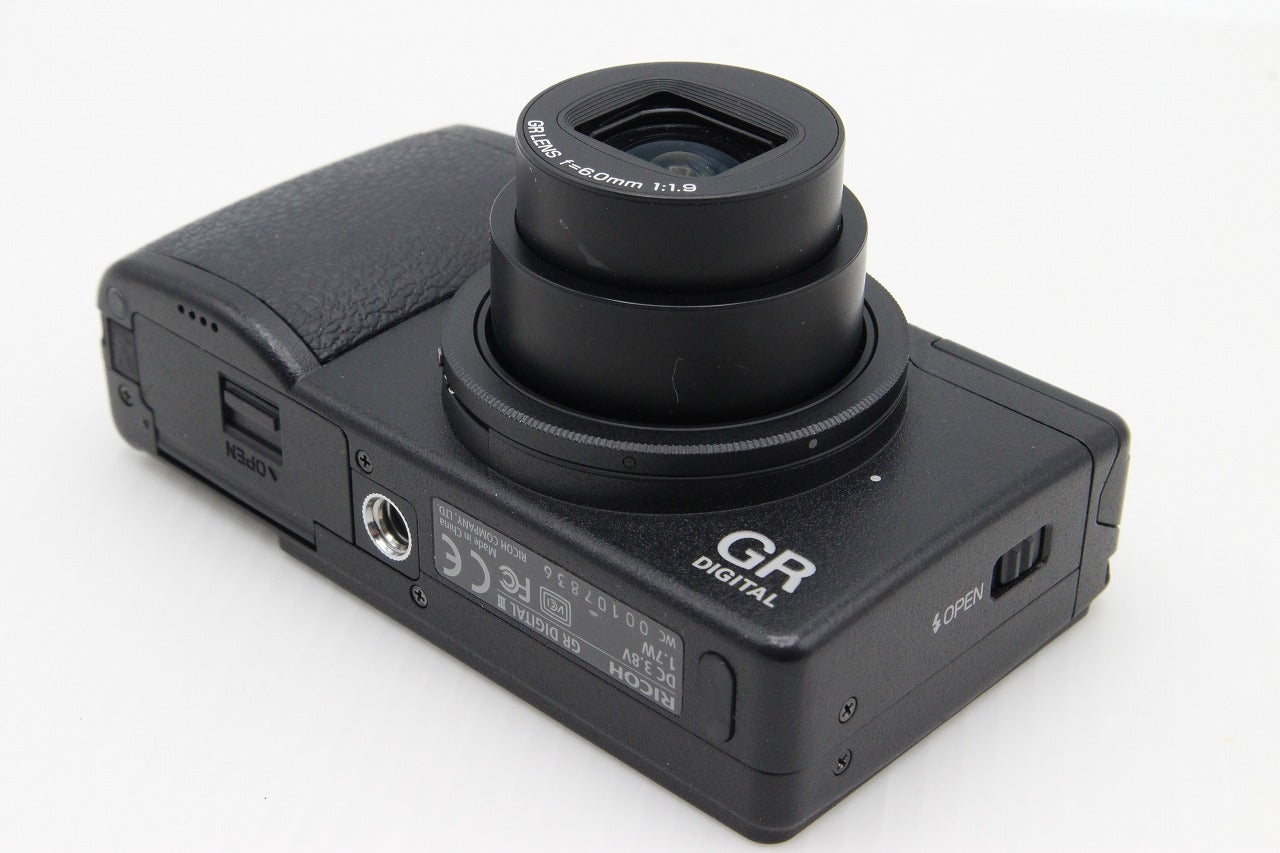 良品 RICOH リコー GR DIGITAL III 10.1MP（1000万画素）コンパクトデジタルカメラ 260129q
