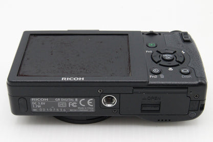 良品 RICOH リコー GR DIGITAL III 10.1MP（1000万画素）コンパクトデジタルカメラ 260129q