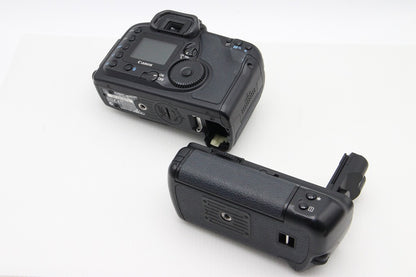 美品 Canon キヤノン EOS 10D ボディ デジタル一眼レフカメラ バッテリーグリップ 元箱付 260129w