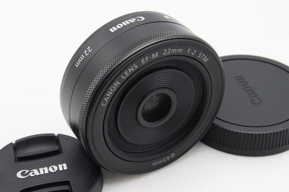 美品 Canon キヤノン EF-M 22mm F2 STM 単焦点レンズ ブラック 260129p