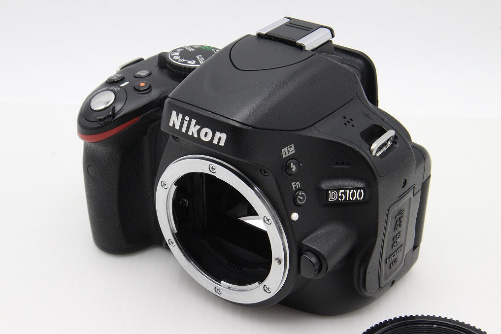 良品 Nikon ニコン D5100 ボディ デジタル一眼レフカメラ 260129t