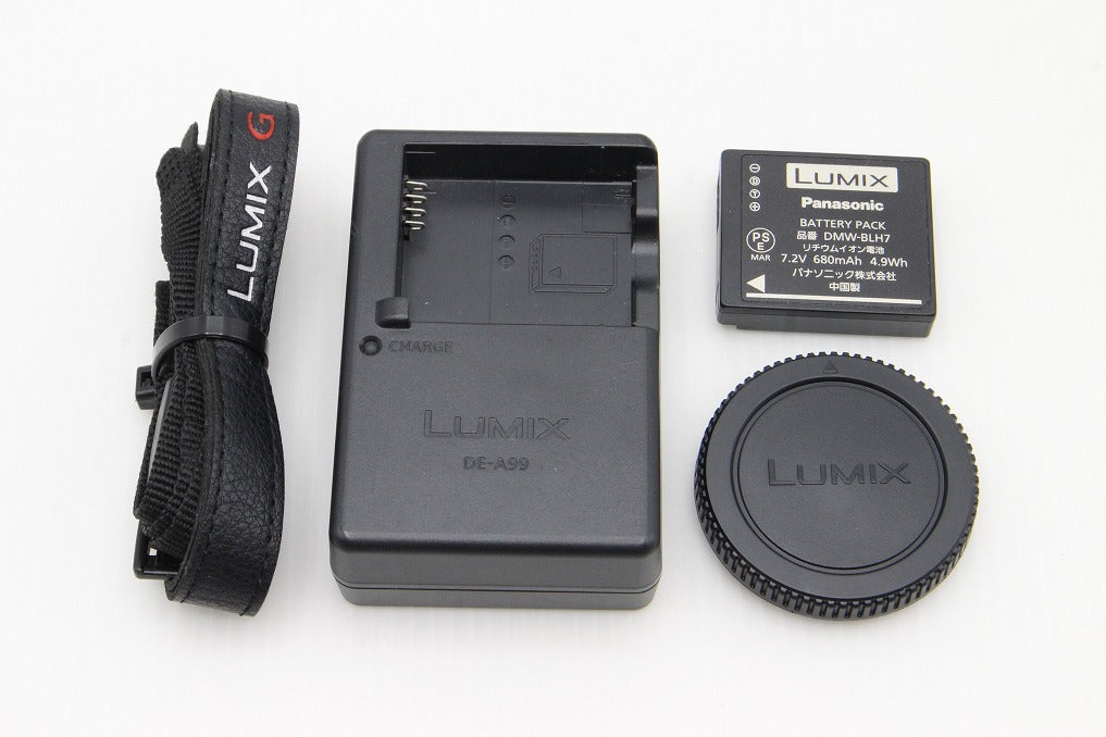 美品 Panasonic パナソニック LUMIX DMC-GF7 ボディ ミラーレス一眼カメラ ブラウン 260202b