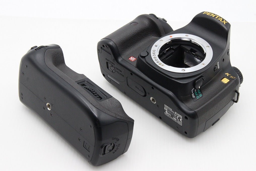 美品 PENTAX ペンタックス K10D ボディ デジタル一眼レフカメラ グランプリパッケージ 元箱付 260130a