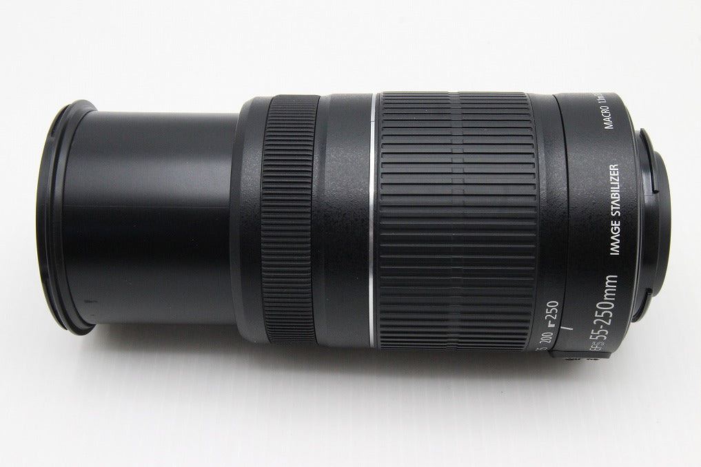 美品 Canon キヤノン EF-S 55-250mm F4-5.6 IS II APS-C ズームレンズ 260131b