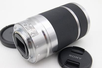 美品 SONY ソニー E 55-210mm F4.5-6.3 OSS SEL55210 Eマウント APS-C ズームレンズ フード付 260202f