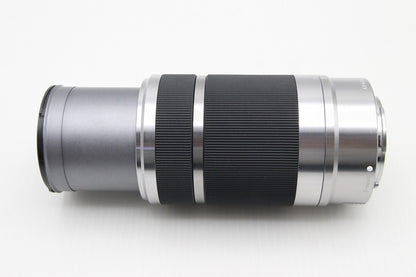 美品 SONY ソニー E 55-210mm F4.5-6.3 OSS SEL55210 Eマウント APS-C ズームレンズ フード付 260202f