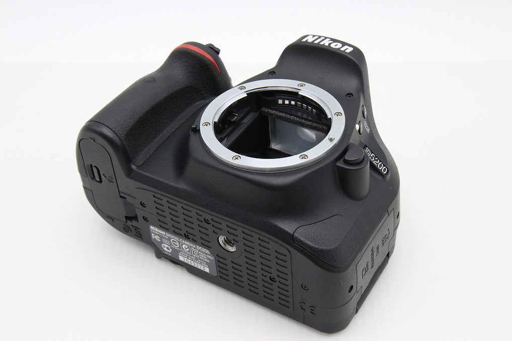 美品 Nikon ニコン D5200 ボディ+ AF-S DX 18-55mm VR レンズキット デジタル一眼レフカメラ 260202g