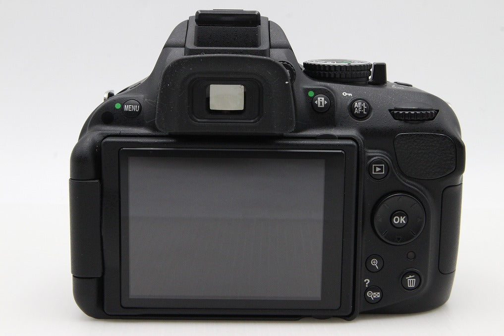 美品 Nikon ニコン D5200 ボディ+ AF-S DX 18-55mm VR レンズキット デジタル一眼レフカメラ 260202g