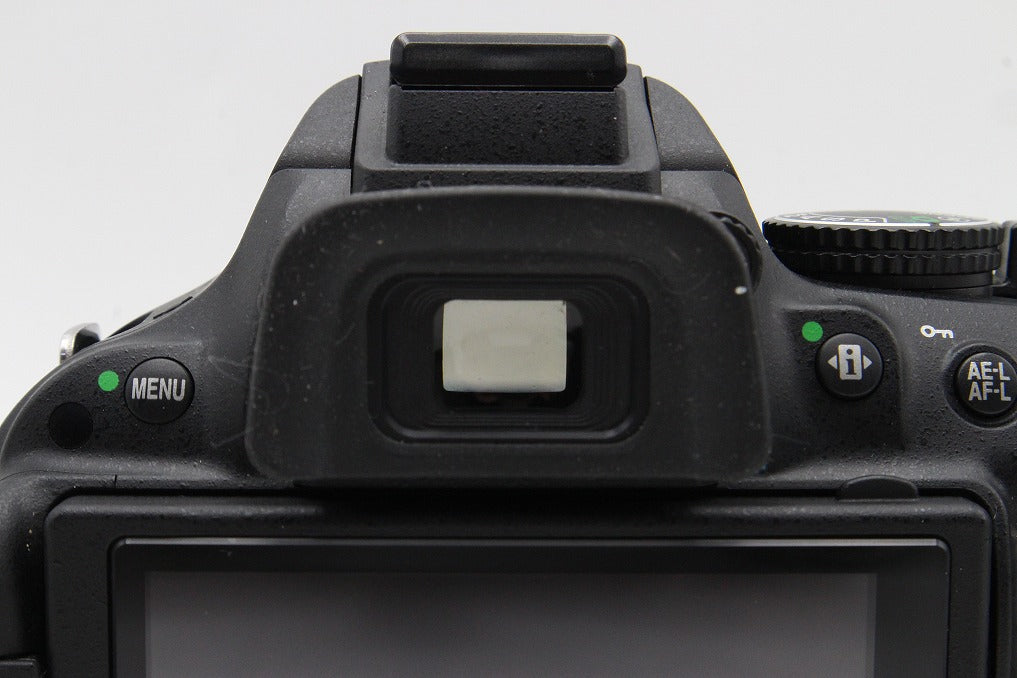 美品 Nikon ニコン D5200 ボディ+ AF-S DX 18-55mm VR レンズキット デジタル一眼レフカメラ 260202g