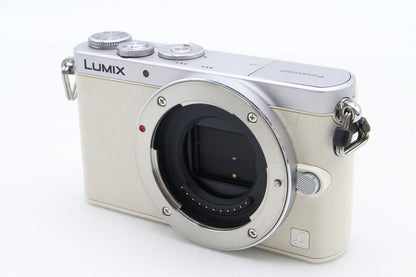美品 Panasonic パナソニック LUMIX DMC-GM1 ボディ ミラーレス一眼カメラ ホワイト 260203r