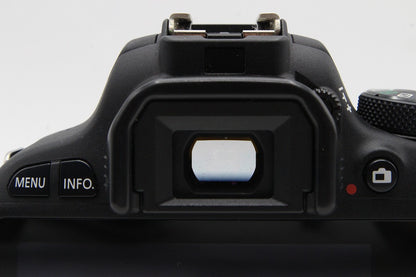 美品 Canon キヤノン EOS Kiss X7 ボディ + EF-S 18-55 IS STM レンズキット デジタル一眼レフカメラ 260202a