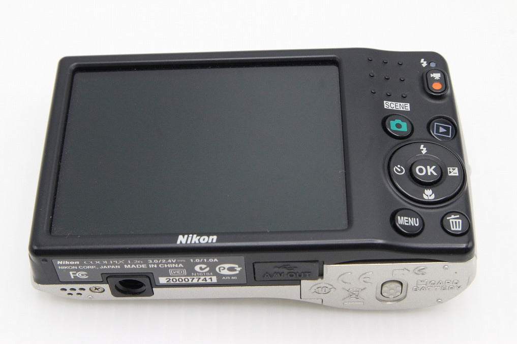 Nikon ニコン COOLPIX L26 コンパクトデジタルカメラ シルバー 260203ab