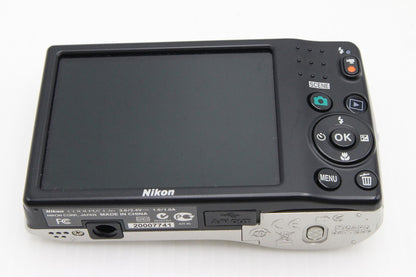 Nikon ニコン COOLPIX L26 コンパクトデジタルカメラ シルバー 260203ab