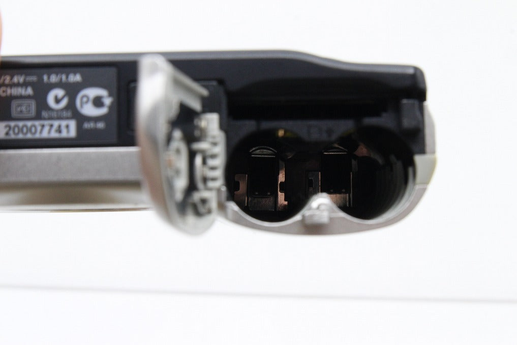 Nikon ニコン COOLPIX L26 コンパクトデジタルカメラ シルバー 260203ab