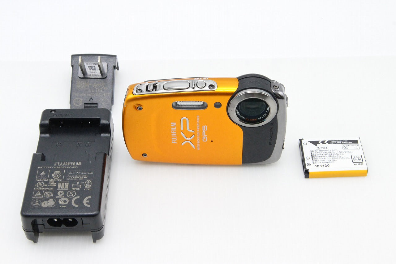 FUJIFILM フジフィルム FinePix XP30 コンパクトデジタルカメラ オレンジ 260203j