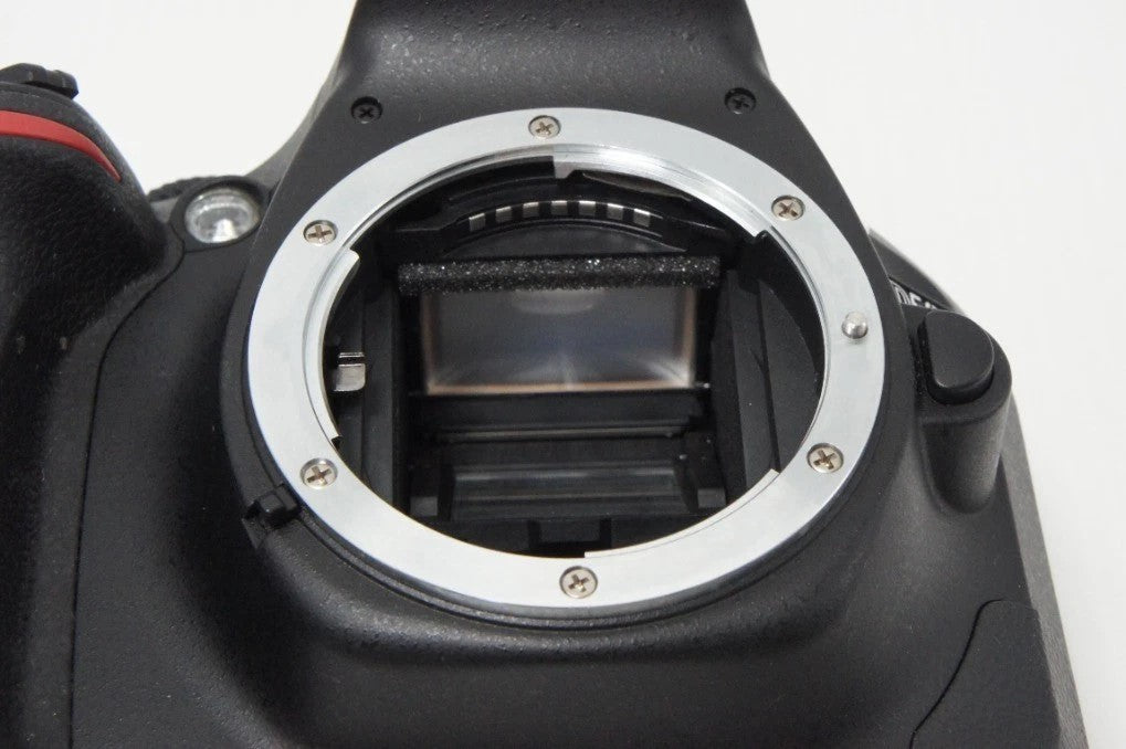 良品 Nikon ニコン D5200 ボディ デジタル一眼レフカメラ ブラック