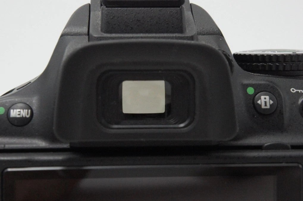 良品 Nikon ニコン D5200 ボディ デジタル一眼レフカメラ ブラック